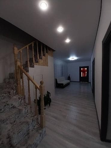 Продажа полдома: Двухэтажный кирпичный дом. Основные характеристики: - Материал стен at lalafo.kg — 8 Продажа полдома: Двухэтажный кирпичный дом. Основные характеристики: - Материал стен — 8