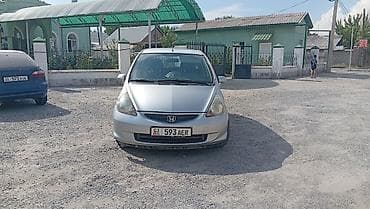 Honda Jazz: 2003 г., 1.4 л, Вариатор, Бензин at lalafo.kg Honda Jazz: 2003 г., 1.4 л, Вариатор, Бензин