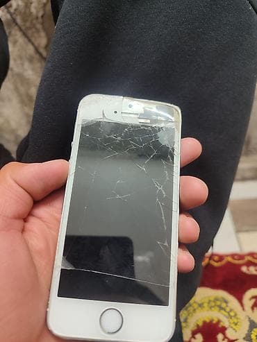 IPhone 5s, Серебристый at lalafo.kg IPhone 5s, Серебристый