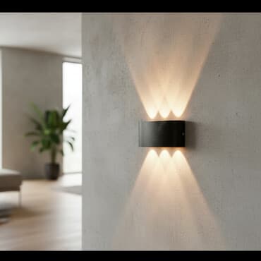 Настенный светильник черного цвета, предназначенный для установки at lalafo.kg Настенный светильник черного цвета, предназначенный для установки