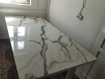 Кухонный стол, Прямоугольный, Нераскладной at lalafo.kg Кухонный стол, Прямоугольный, Нераскладной