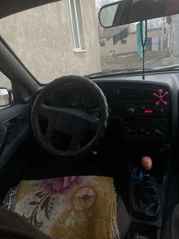 Volkswagen Passat Variant: 1992 г., 1.8 л, Механика, Газ, Универсал at lalafo.kg Volkswagen Passat Variant: 1992 г., 1.8 л, Механика, Газ, Универсал