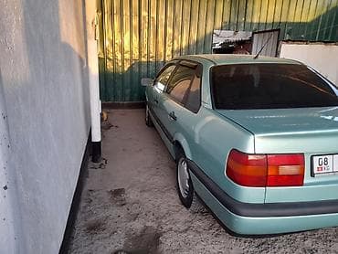 Volkswagen Passat: 1994 г., 1.8 л, Ручные, Бензин, Седан at lalafo.kg Volkswagen Passat: 1994 г., 1.8 л, Ручные, Бензин, Седан