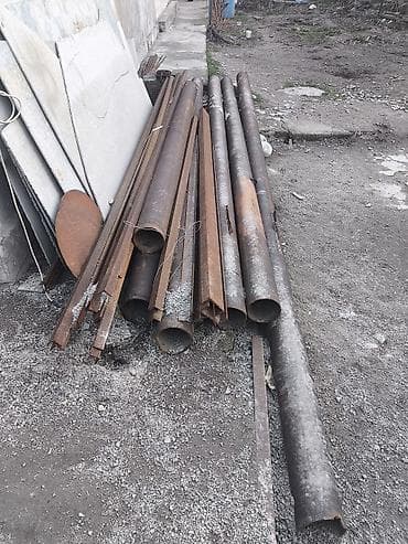 Металлические фермы: Уголки, Сталь, Б/у at lalafo.kg — 1 Металлические фермы: Уголки, Сталь, Б/у — 1