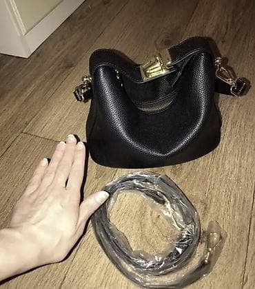 Классная сумочка, Италия, оригинал, натуральная телячья кожа at lalafo.kg Классная сумочка, Италия, оригинал, натуральная телячья кожа