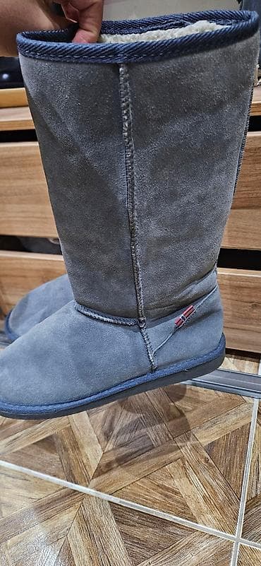 Уггилер: Продаются евро угги, состояние отличное, были в носке пару раз lalafo.kg да — 2 Уггилер: Продаются евро угги, состояние отличное, были в носке пару раз — 2