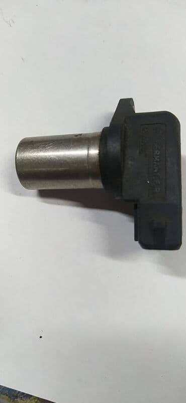 Volkswagen sharan passat golf 3 датчик распредвала 1996г. А at lalafo.kg Volkswagen sharan passat golf 3 датчик распредвала 1996г. А