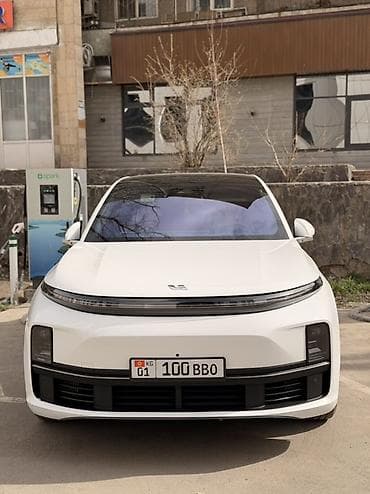 Lixiang L7: 2024 г., 1.5 л, Гибрид, Кроссовер at lalafo.kg Lixiang L7: 2024 г., 1.5 л, Гибрид, Кроссовер