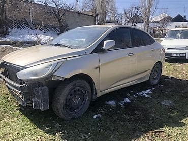 Hyundai Solaris: 2013 г., 1.6 л, Ручные, Бензин, Седан at lalafo.kg Hyundai Solaris: 2013 г., 1.6 л, Ручные, Бензин, Седан