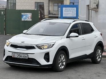 Kia Stonic: 2017 г., 1.6 л, Робот, Дизель, Кроссовер at lalafo.kg Kia Stonic: 2017 г., 1.6 л, Робот, Дизель, Кроссовер