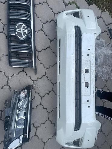 Передняя оптика и комплект навесных элементов для Toyota Land Cruiser at lalafo.kg Передняя оптика и комплект навесных элементов для Toyota Land Cruiser
