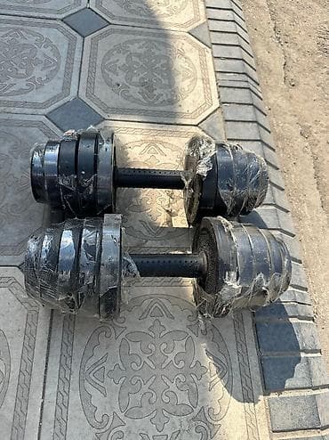 Гантели разборные Узбекистан Сьемные / в наличии Пара 15+15кг at lalafo.kg Гантели разборные Узбекистан Сьемные / в наличии Пара 15+15кг