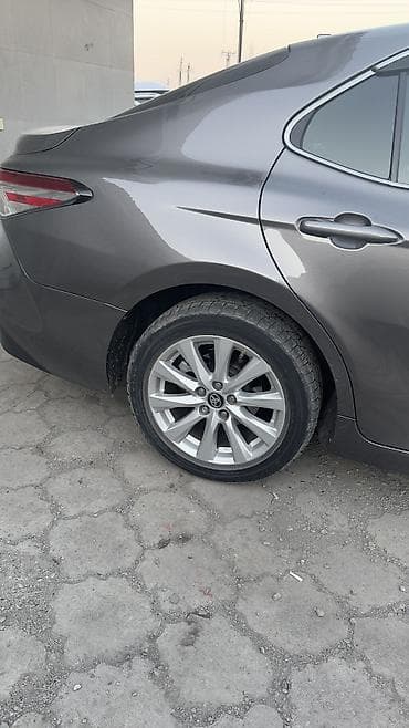 Литые Диски R 17 Toyota, Комплект, отверстий - 5 at lalafo.kg Литые Диски R 17 Toyota, Комплект, отверстий - 5