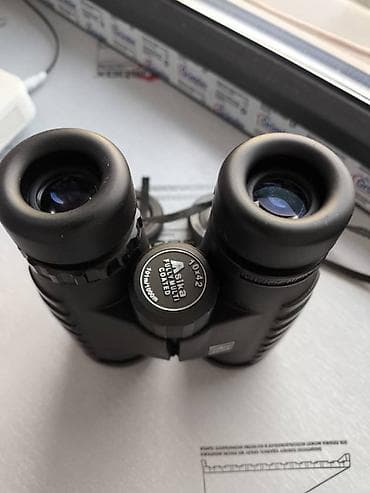 Продам бинокль охотничий дурбу водонепроницаемый at lalafo.kg Продам бинокль охотничий дурбу водонепроницаемый