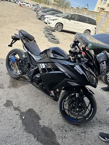 Спортбайк 400 куб. см, Бензин, Взрослый, Б/у at lalafo.kg Спортбайк 400 куб. см, Бензин, Взрослый, Б/у