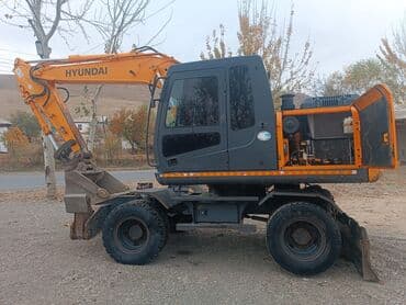 Экскаватор, Hyundai, 2010 г., Колесный at lalafo.kg Экскаватор, Hyundai, 2010 г., Колесный