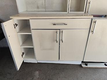 Офис эмереги: Ашкана гарнитуру, Колдонулган, түсү - Саргыч боз, МДФ, Өзү алып кетүү lalafo.kg да — 3 Офис эмереги: Ашкана гарнитуру, Колдонулган, түсү - Саргыч боз, МДФ, Өзү алып кетүү — 3