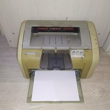 Лазерный принтер HP 1018 чёрно-белый, рабочий, печать чистая. ставится at lalafo.kg Лазерный принтер HP 1018 чёрно-белый, рабочий, печать чистая. ставится