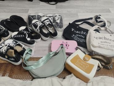 Набор повседневных аксессуаров и обуви в одном стиле. В комплекте: - at lalafo.kg Набор повседневных аксессуаров и обуви в одном стиле. В комплекте: -