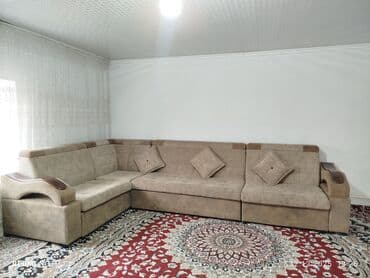 Угловой диван, C подушками at lalafo.kg Угловой диван, C подушками