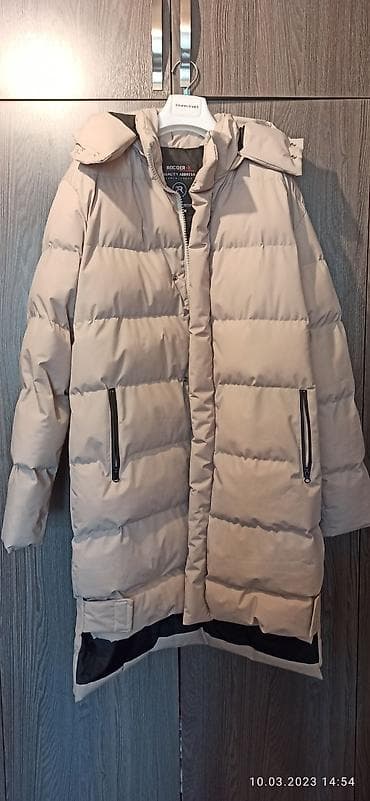 Куртка тёплая, удлиненная, унисекс. Новая! Цвет беж. Рукава длинные at lalafo.kg Куртка тёплая, удлиненная, унисекс. Новая! Цвет беж. Рукава длинные