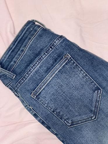 Джинсы из плотного денима, классический синий индиго с легким at lalafo.kg Джинсы из плотного денима, классический синий индиго с легким