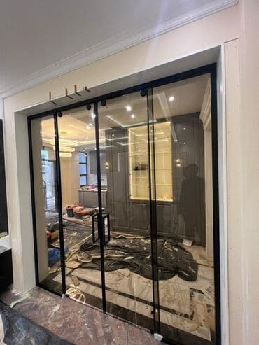 Раздвижная стеклянная перегородка с тонким металлическим профилем - at lalafo.kg Раздвижная стеклянная перегородка с тонким металлическим профилем -