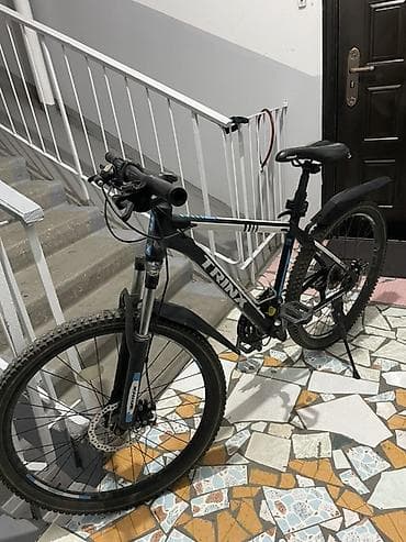 Горный велосипед, Trinx, Рама M (156 - 178 см), Алюминий at lalafo.kg Горный велосипед, Trinx, Рама M (156 - 178 см), Алюминий