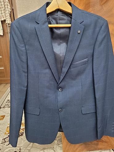 Новый мужской костюм. Турция. Идеальная посадка. Отличное качество at lalafo.kg Новый мужской костюм. Турция. Идеальная посадка. Отличное качество