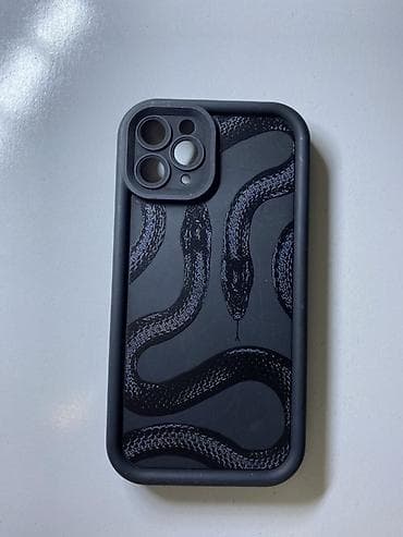 Комплект чехлов для iPhone 11 Pro 1) Чехол с рисунком «чёрная змея» - at lalafo.kg Комплект чехлов для iPhone 11 Pro 1) Чехол с рисунком «чёрная змея» -