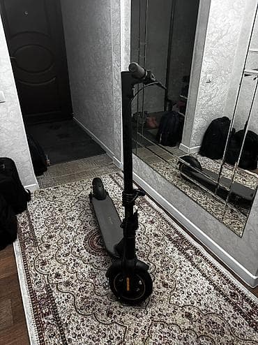 Электросамокат, Ninebot, Без рассрочки, Б/у, Самовывоз at lalafo.kg Электросамокат, Ninebot, Без рассрочки, Б/у, Самовывоз