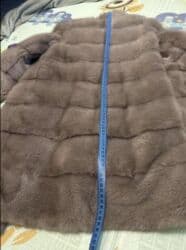 Девочки,натуральная шуба 40-42 размер.В хорошем состоянии.Мой рост at lalafo.kg Девочки,натуральная шуба 40-42 размер.В хорошем состоянии.Мой рост