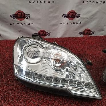 Передняя правая фара Mercedes-Benz 2008 г., Оригинал at lalafo.kg Передняя правая фара Mercedes-Benz 2008 г., Оригинал