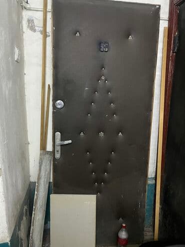 Входная дверь 1) 1000 сом Мкр Тунгуч (Рухий мурас ) Без рама Размер 2 at lalafo.kg Входная дверь 1) 1000 сом Мкр Тунгуч (Рухий мурас ) Без рама Размер 2