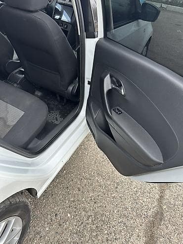 Haima: Volkswagen Polo: 2014 г., 1.6 л, Механика, Бензин, Седан lalafo.kg да — 9 Haima: Volkswagen Polo: 2014 г., 1.6 л, Механика, Бензин, Седан — 9