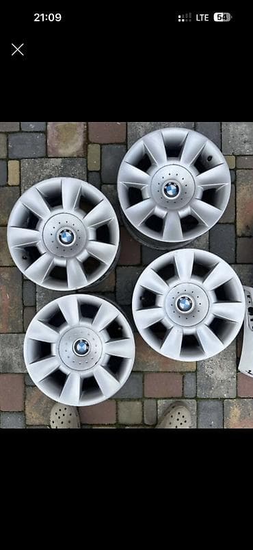 Литые Диски R 15 BMW, Комплект, отверстий - 5, Б/у at lalafo.kg Литые Диски R 15 BMW, Комплект, отверстий - 5, Б/у