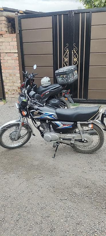Мотоцикл дорожный Honda CG (линейка CG/CB), черный. Характеристики и at lalafo.kg — 6 Мотоцикл дорожный Honda CG (линейка CG/CB), черный. Характеристики и — 6