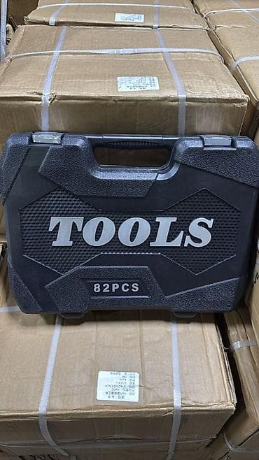 Набор ручного инструмента в чемодане, 82 предмета. Состав и at lalafo.kg Набор ручного инструмента в чемодане, 82 предмета. Состав и