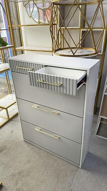 Тумба и подставка для обуви, МДФ, цвет - Серый at lalafo.kg Тумба и подставка для обуви, МДФ, цвет - Серый