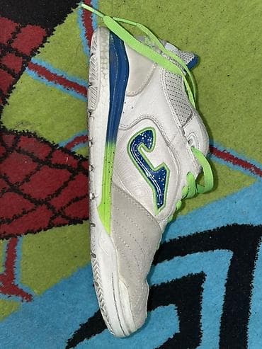 Мужские кроссовки, 42, Joma, Б/у, цвет - Белый, Самовывоз, Платная доставка at lalafo.kg Мужские кроссовки, 42, Joma, Б/у, цвет - Белый, Самовывоз, Платная доставка