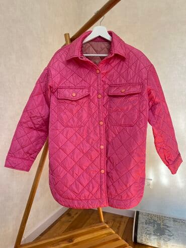 Стеганная куртка
Размер стандарт до 52
Цена 500 at lalafo.kg Стеганная куртка
Размер стандарт до 52
Цена 500