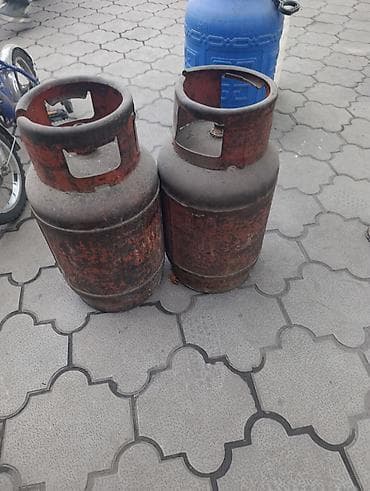 Металлические газовые баллоны (2 шт.) - Тип: пропановый баллон at lalafo.kg Металлические газовые баллоны (2 шт.) - Тип: пропановый баллон