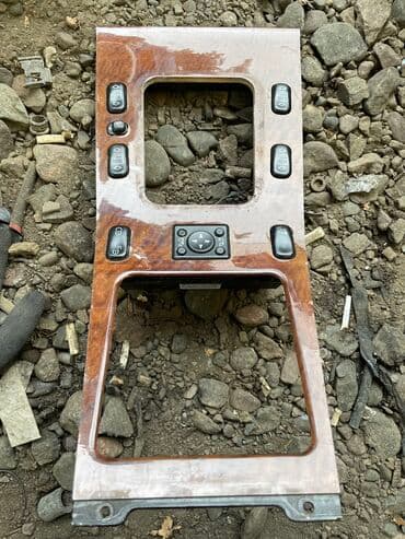 Кнопки стеклоподъемников мл 163 кузов рестайлинг at lalafo.kg Кнопки стеклоподъемников мл 163 кузов рестайлинг