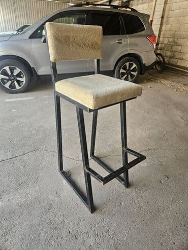 Стол и стул для кафе, Б/у, Самовывоз at lalafo.kg Стол и стул для кафе, Б/у, Самовывоз