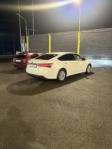 Toyota Avalon: 2013 г., Вариатор, Гибрид, Седан at lalafo.kg Toyota Avalon: 2013 г., Вариатор, Гибрид, Седан