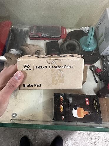 Комплект тормозных колодок Kia 2020 г., Новый, Оригинал at lalafo.kg Комплект тормозных колодок Kia 2020 г., Новый, Оригинал