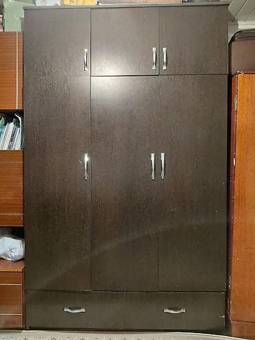 Гарнитур для зала, Б/у, Шкаф, Дерево, Самовывоз, цвет - Коричневый at lalafo.kg Гарнитур для зала, Б/у, Шкаф, Дерево, Самовывоз, цвет - Коричневый