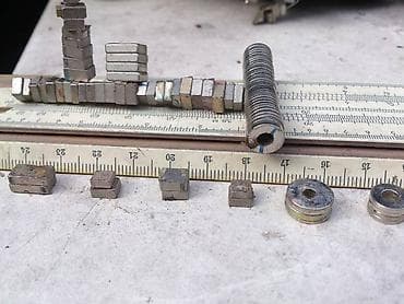 Неодимовые магниты. Разного размера и формы. Образцы на фото, линейка at lalafo.kg Неодимовые магниты. Разного размера и формы. Образцы на фото, линейка