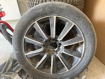 Запаска Литой диск с шиной 225/55 R17. Характеристики: - Размер шины at lalafo.kg Запаска Литой диск с шиной 225/55 R17. Характеристики: - Размер шины