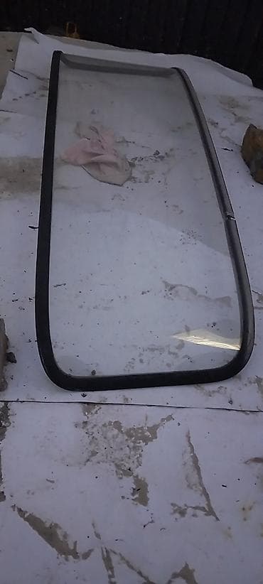 Стекло Лобовое ГАЗ, 1955 г., Б/у, Оригинал at lalafo.kg Стекло Лобовое ГАЗ, 1955 г., Б/у, Оригинал